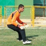 Luis Curiel Luis Curiel trabaja en la pretemporada para tener la titularidad.
